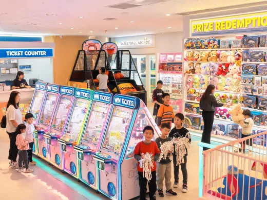 Family entertainment center